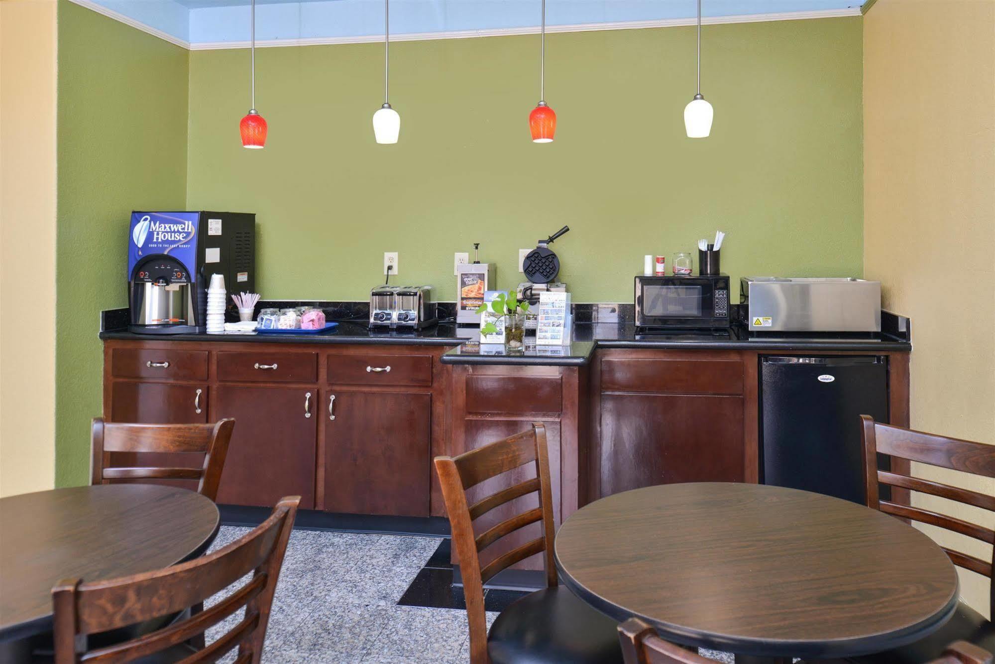 Americas Best Value Inn Downtown Houston Esterno foto
